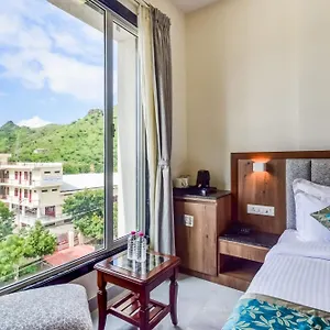 Hotel Rabbit Ratnam -by