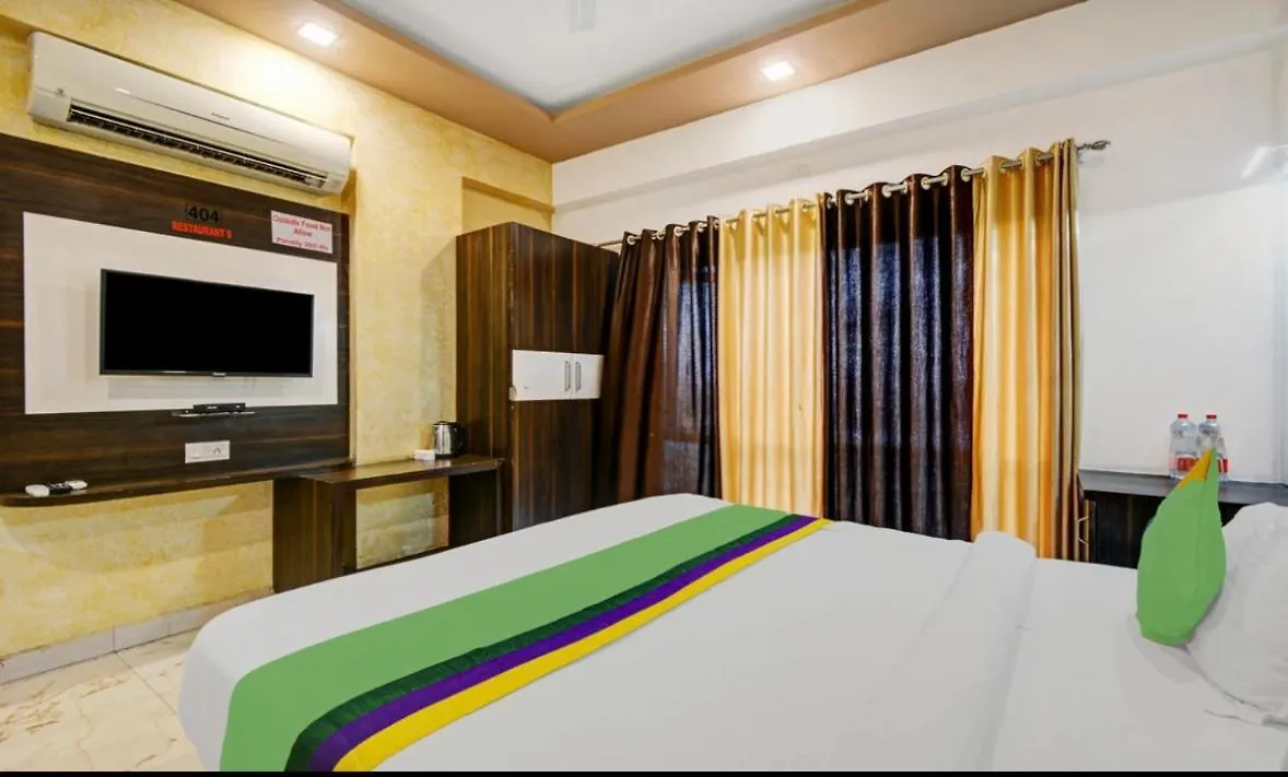 Hotel Mangal Residency Rooftop Pool Udaipur